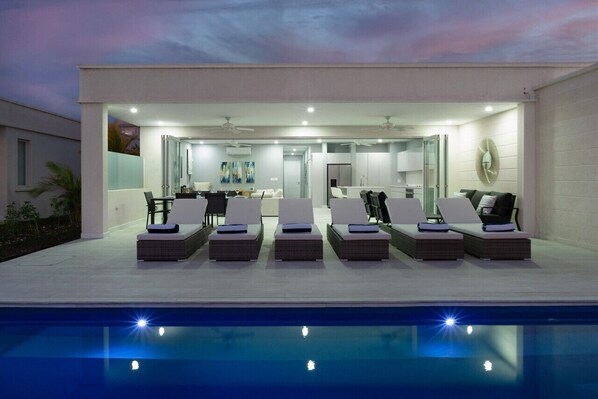 26ft Private Pool