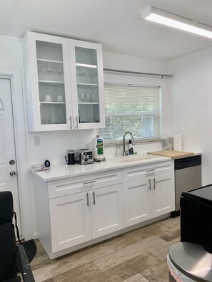 Brand new white kitchen 