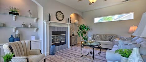 Modesto Vacation Rental | 5BR | 3BA | 3,600 Sq Ft | 1 Minor Step to Enter