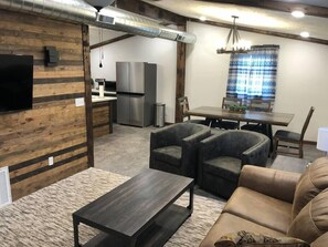 Vaulted Ceilings with exposed Ductwork