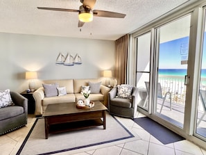 Extra comfortable living area with swivel chairs