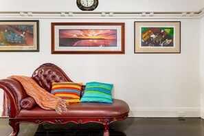 Living Room - Seating area