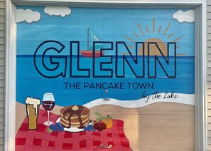 New Glenn Mural! Celebrating our wonderful town. Take a selfie or group photo!