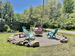 Fire Pit Area with 4 Adirondack Chairs & Footrests! The perfect place to relax!