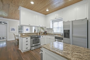 Kitchen with Modern Appliances and Lots of Counter Space