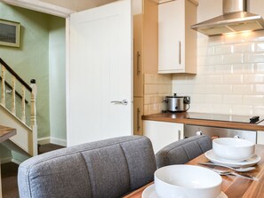 Kitchen | White Rose Apartment, Bridlington
