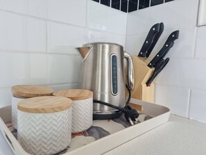Kaffee und/oder Kaffeemaschine