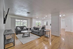 Living Room | Single-Story Home | Smart TV | Pack 'n Play | Central A/C