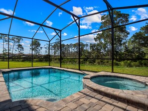 Luxurious Pool and Spa (Pool/Spa Heat & Grill Rentals Available for Additional Fee)