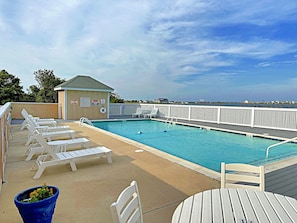 The Landings at Sugar Creek Community Pool - Memorial Day - Labor Day