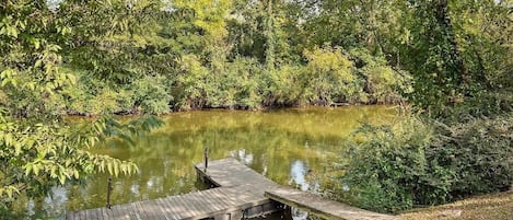 A private, riverfront dock means one thing- Bring your Kayaks & fishing poles! 