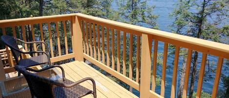 Loon's Nest balcony