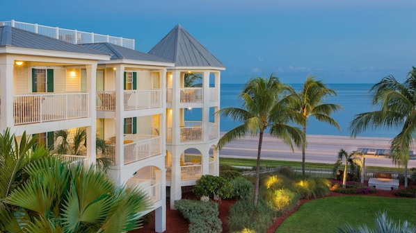 Upscale Property with Beautiful Scenic Views