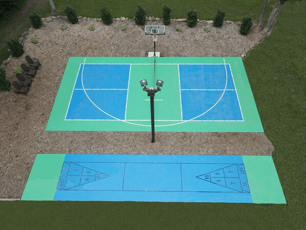 Full Size Pickleball Court