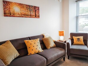 Open plan living space | Invergyle - Liquorstane House, Falkland