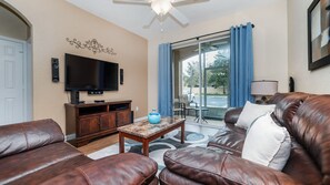 This condo has a total of 3 bedrooms.