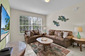 This condo has a total of 3 bedrooms.
