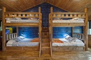 Bunk room with 4 queens