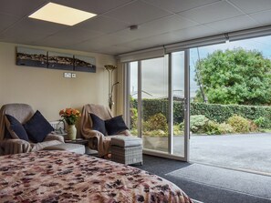 Open plan living space | Lynch Annexe, Appledore, near Westward Ho!