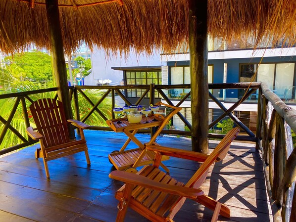 Palapa balcony


