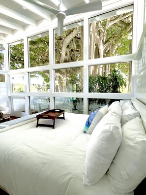 King size bed
