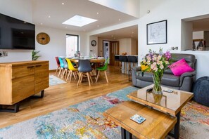 Comfy  spacious living room and dining room