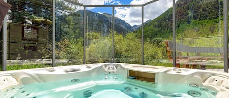 Hot Tub With Mountain Views