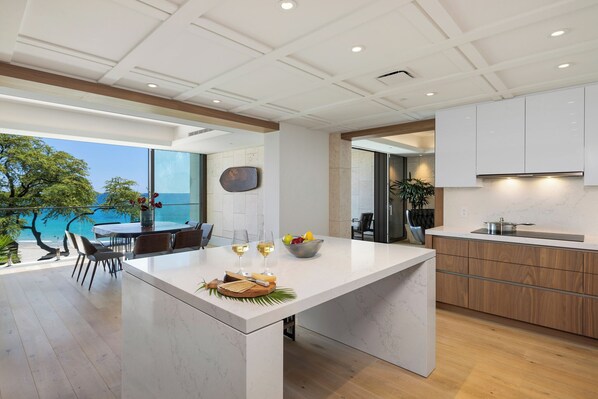 B41 Kitchen & Dining Area