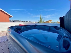 Bain à remous extérieur