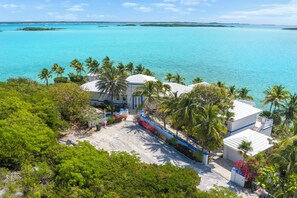 Elizabeth Harbor Views