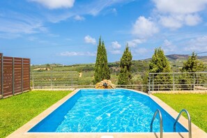 Private pool and terrace with views