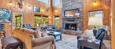 2 story vaulted living room