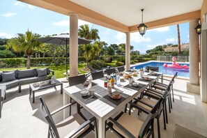Outdoor rest and dining area.