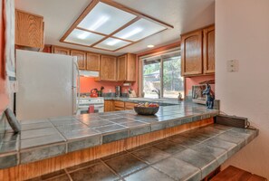 Kitchen - Kitchen