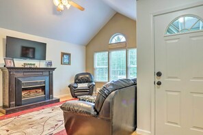 Living Room | Main Floor | Fireplace | Board Games