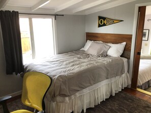 Bed 1 with ocean view