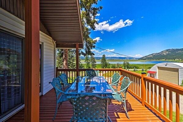 Kalispell Vacation Rental | 2BR | 2BA | Stairs Required | 1,900 Sq Ft