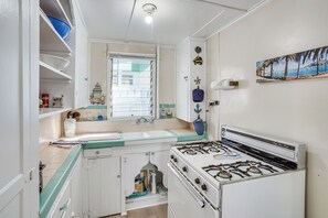 Kitchen | Complimentary Spices
