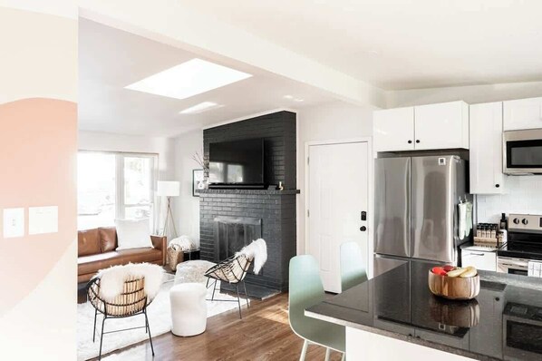 Living area (fireplace is decorative only and does not function)