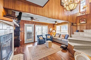 Surf-or-Sound-Realty-1045-Inn-at-Rodanthe-Great-Room-2