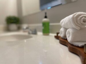 Bathroom amenities