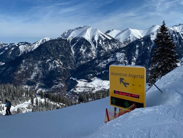 Snow and ski sports