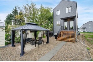 Back of House - Gazebo, BBQ, & Fire pit