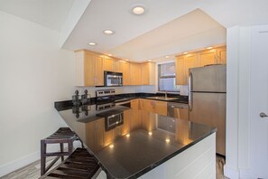 Beachside Towers II 4282 Kitchen