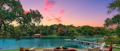 Sunset at the fire pit 