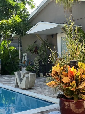 Beautiful, serene & private oasis