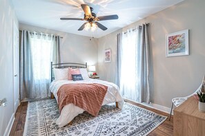 Secondary Queen Bedroom