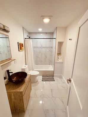 Main bathroom