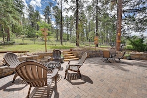 Patio | Fenced Yard