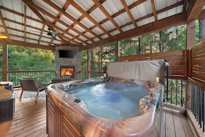 Bain à remous extérieur